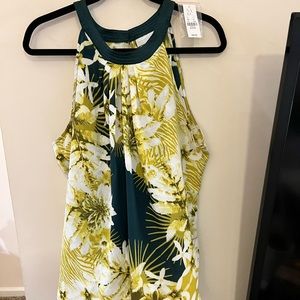 NWT NY & CO halter neck floral flare sleeveless top. Nice...